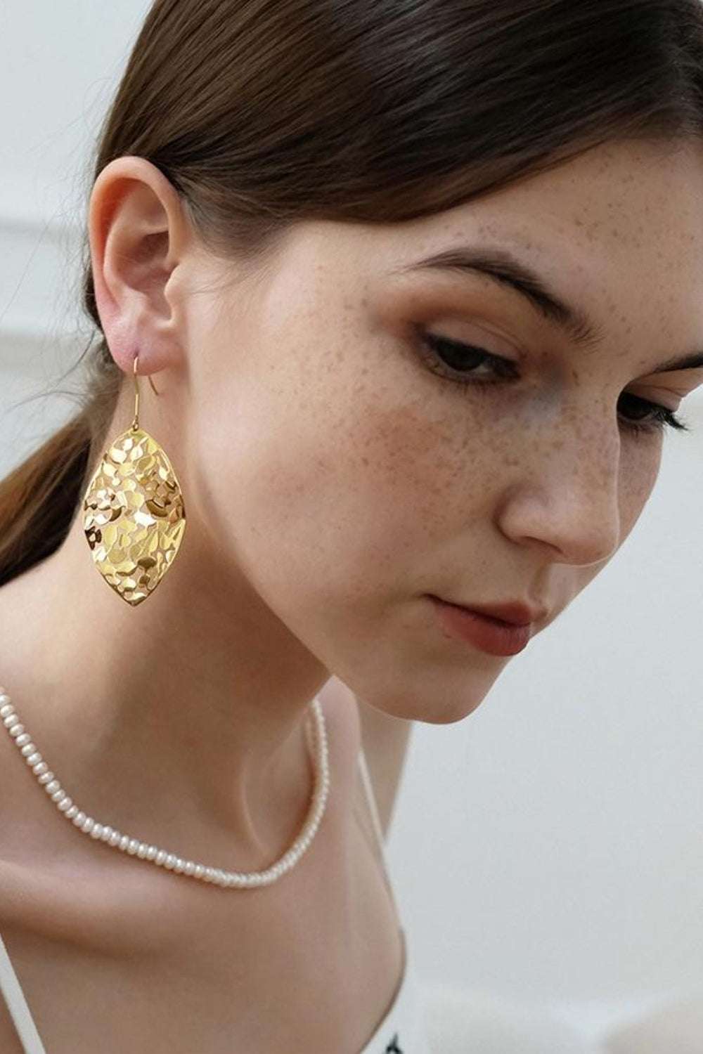 Brass Cutout Leaf Shape Earrings Gold One Size