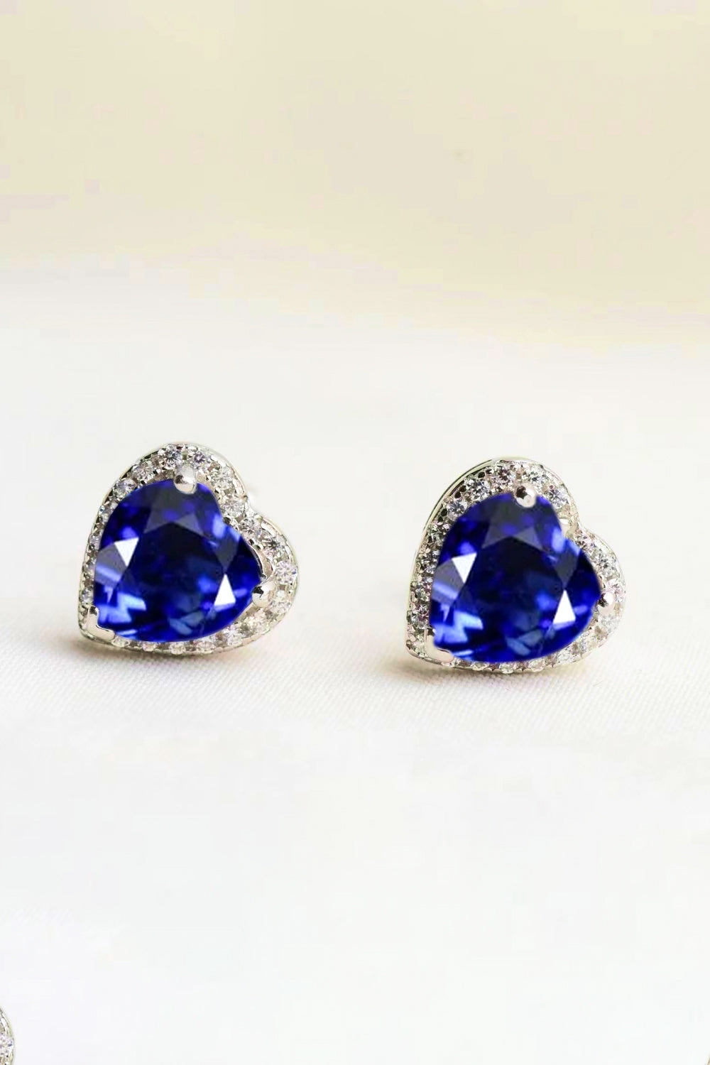 4 Carat Moissanite Heart-Shaped Stud Earrings Blue Heart One Size