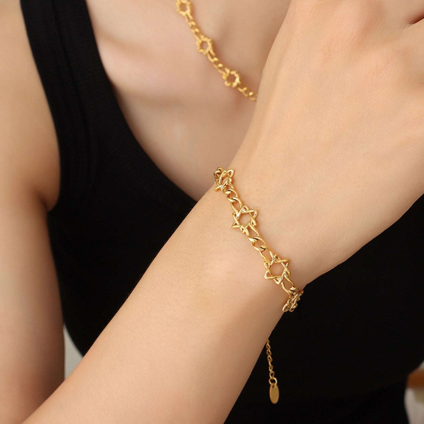 18K Gold-Plated Titanium Steel Bracelet Style B One Size