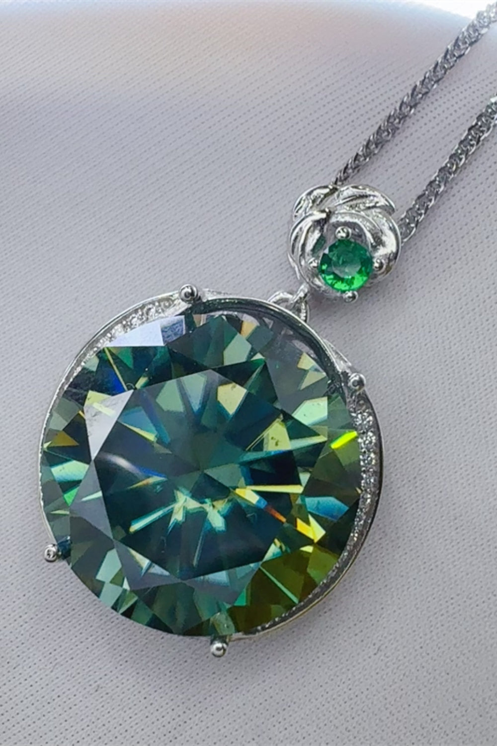 20 Carat Moissanite 925 Sterling Silver Pendant Necklace Dark Green One Size