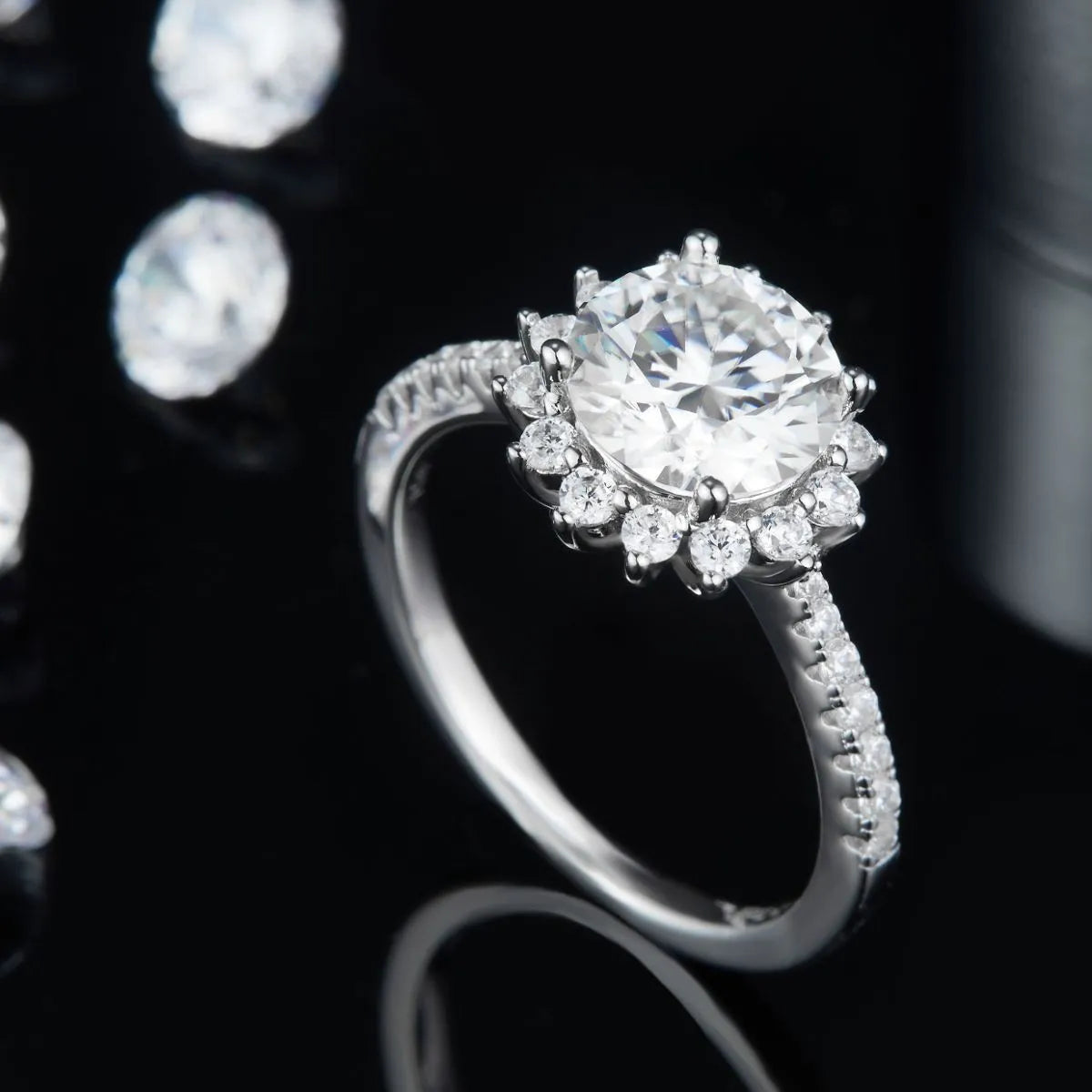 2 Carat Moissanite 925 Sterling Silver Ring White