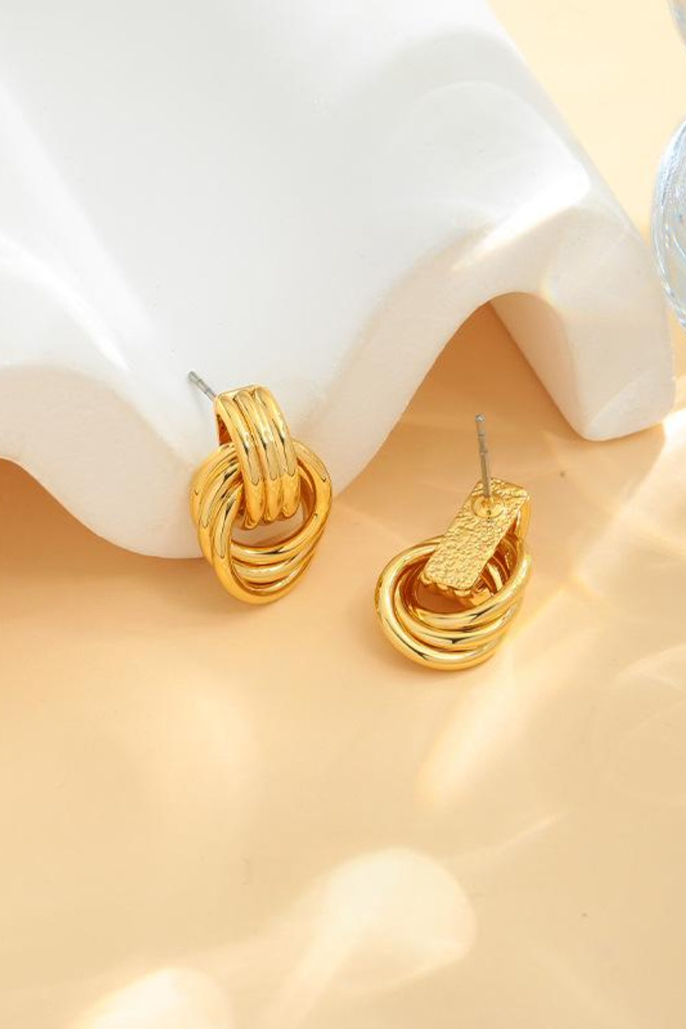 Gold-Plated Knotted Stud Earrings Gold One Size