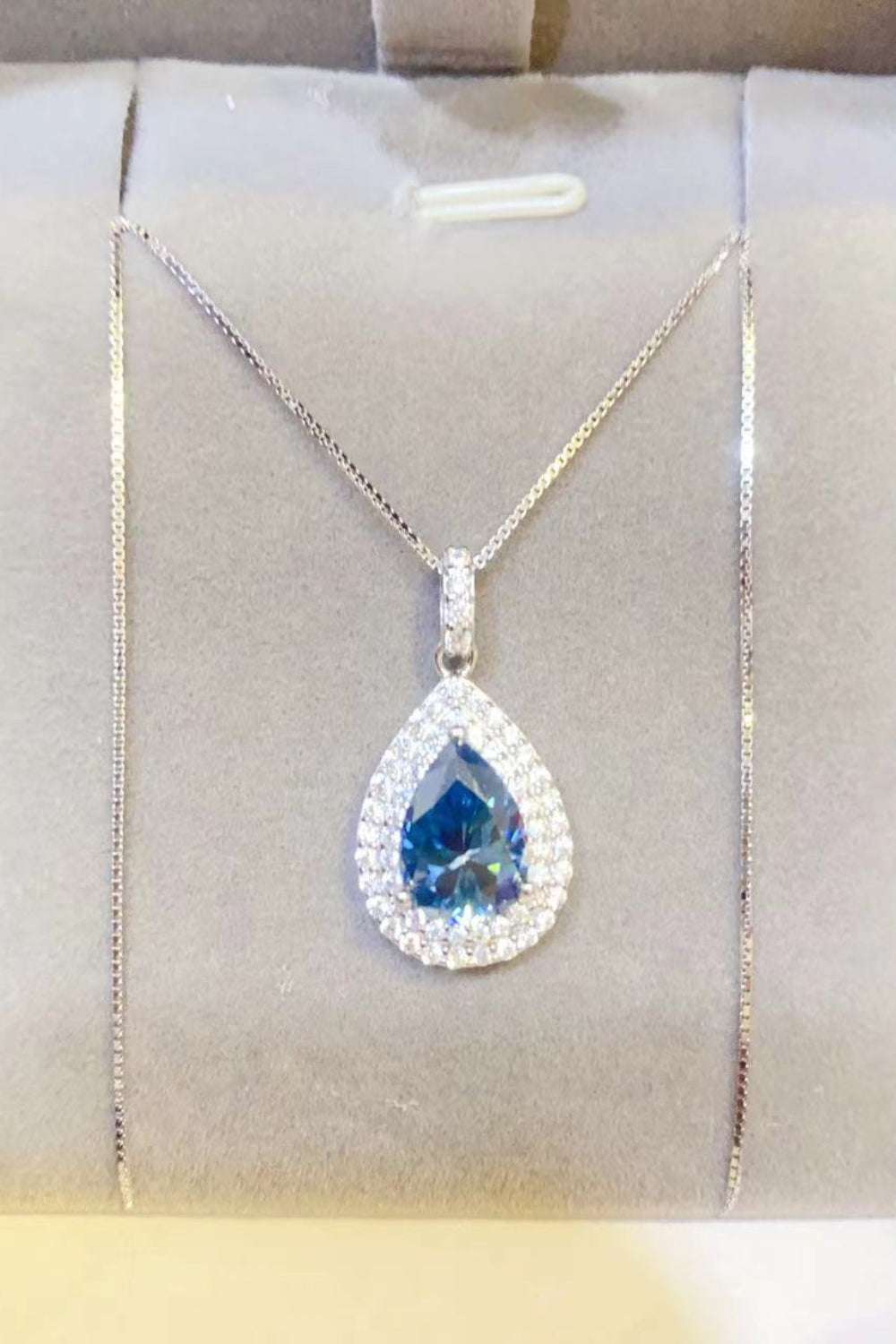 2 Carat Moissanite Teardrop Pendant Necklace Blue One Size