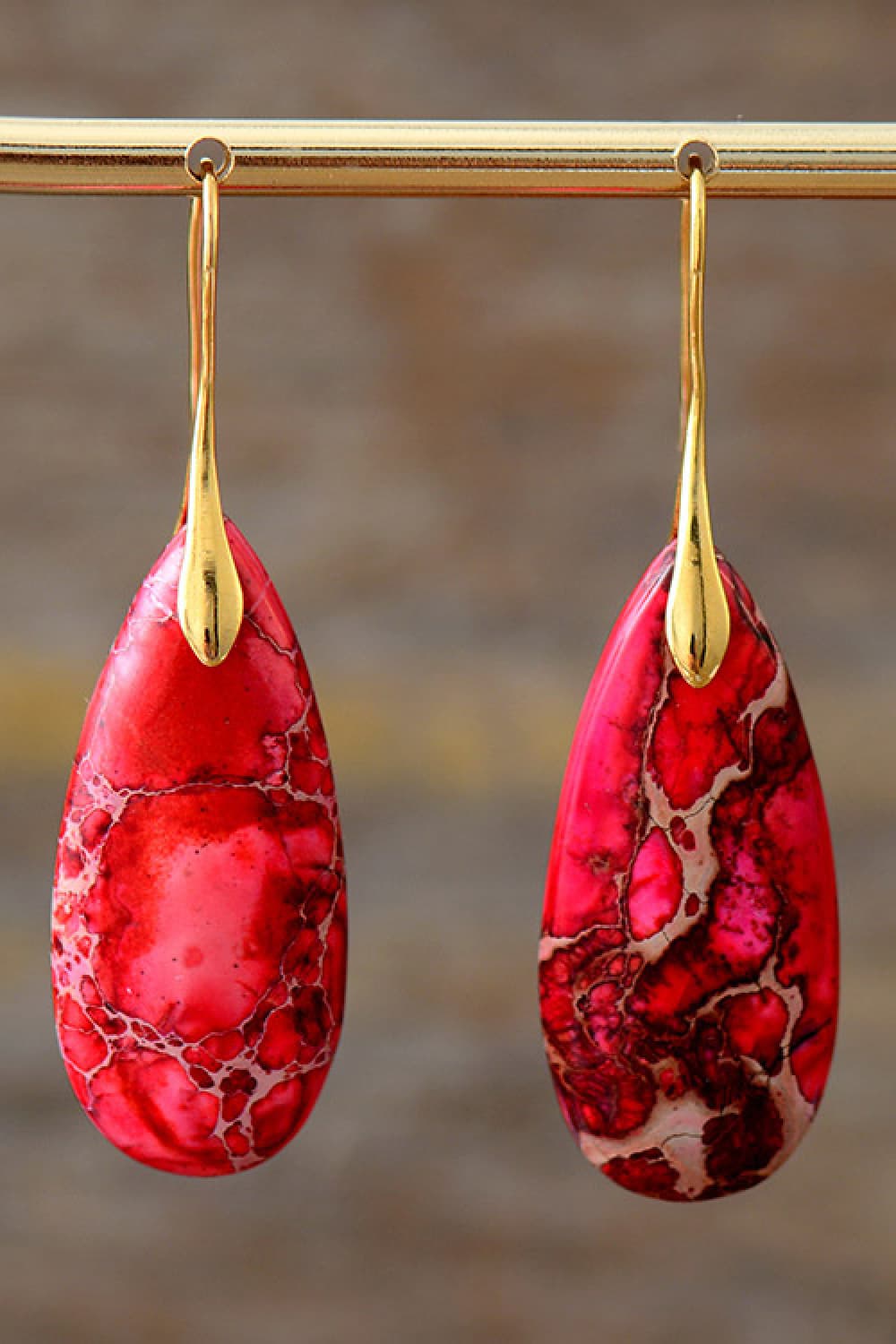 Handmade Teardrop Shape Natural Stone Dangle Earrings Red Gold One Size