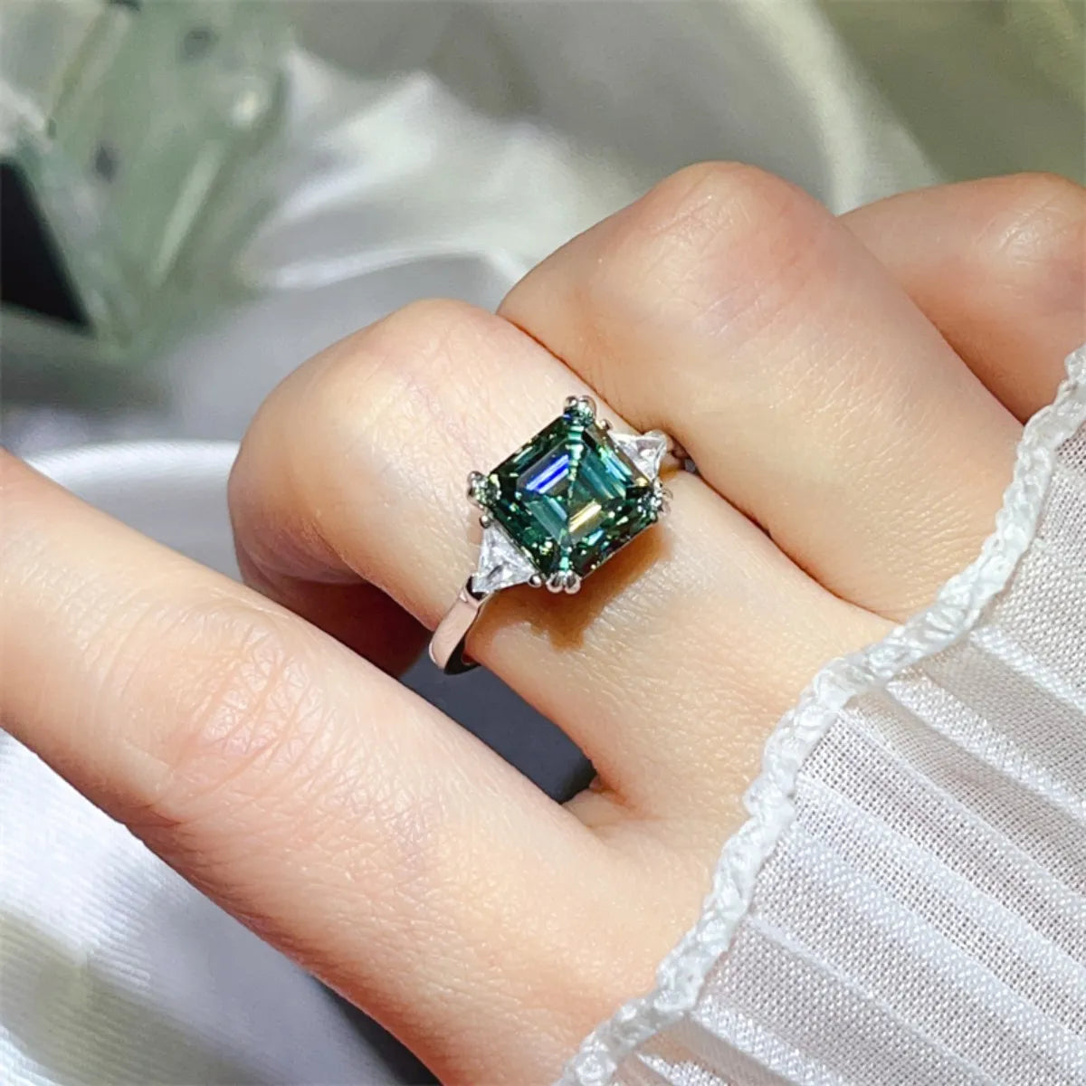 2 Carat Moissanite 925 Sterling Silver Ring