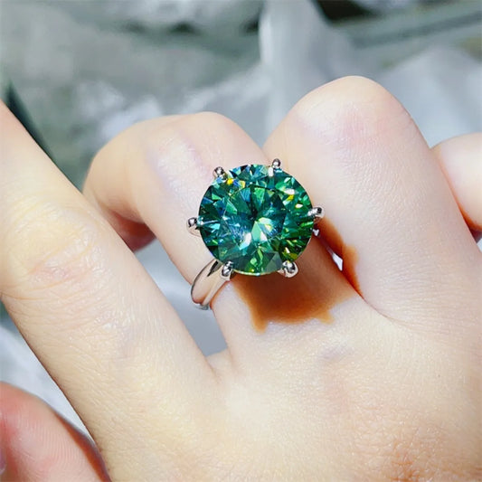 10 Carat Moissanite 925 Sterling Silver Ring Green