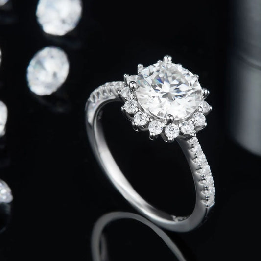 2 Carat Moissanite 925 Sterling Silver Ring White